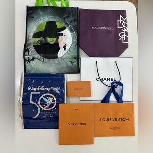 Reusable Tote Bags Set With Characters And Name Brand Designers.